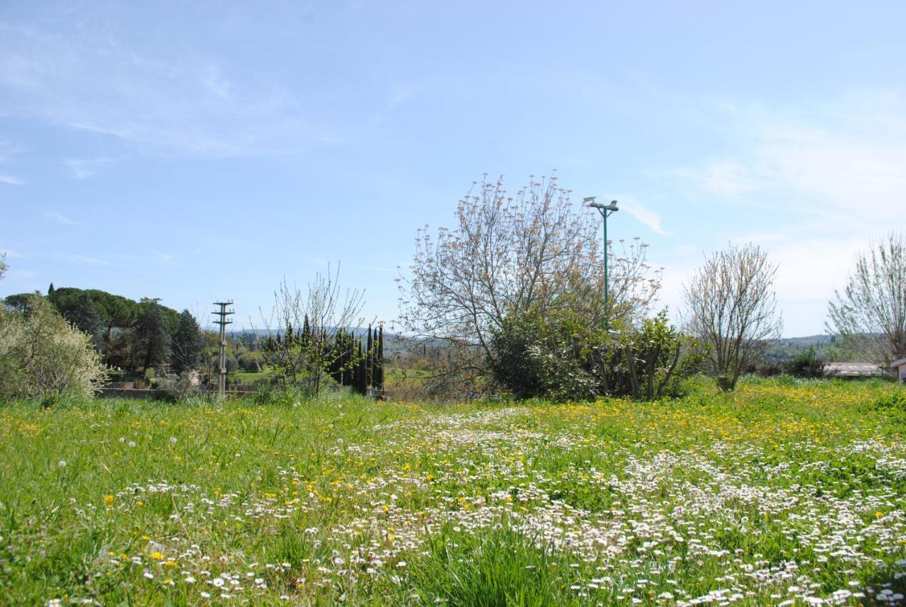 Agriturismo Fattoria Di Malavolta Firenze Bagian luar foto