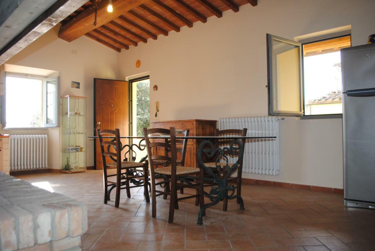 Agriturismo Fattoria Di Malavolta Firenze Bagian luar foto