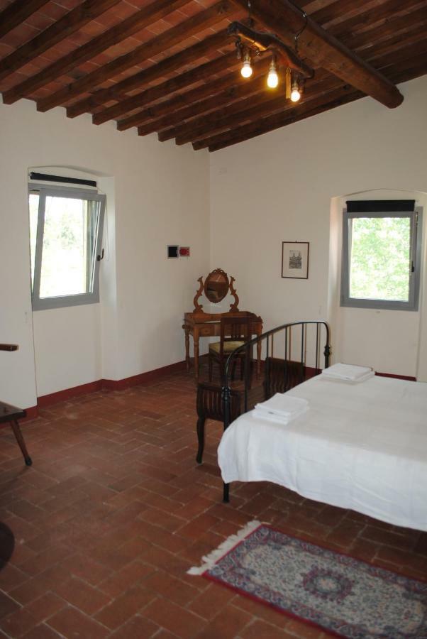 Agriturismo Fattoria Di Malavolta Firenze Bagian luar foto